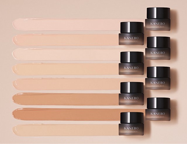 KANEBO LIVELY SKIN WEAR BEIGE C