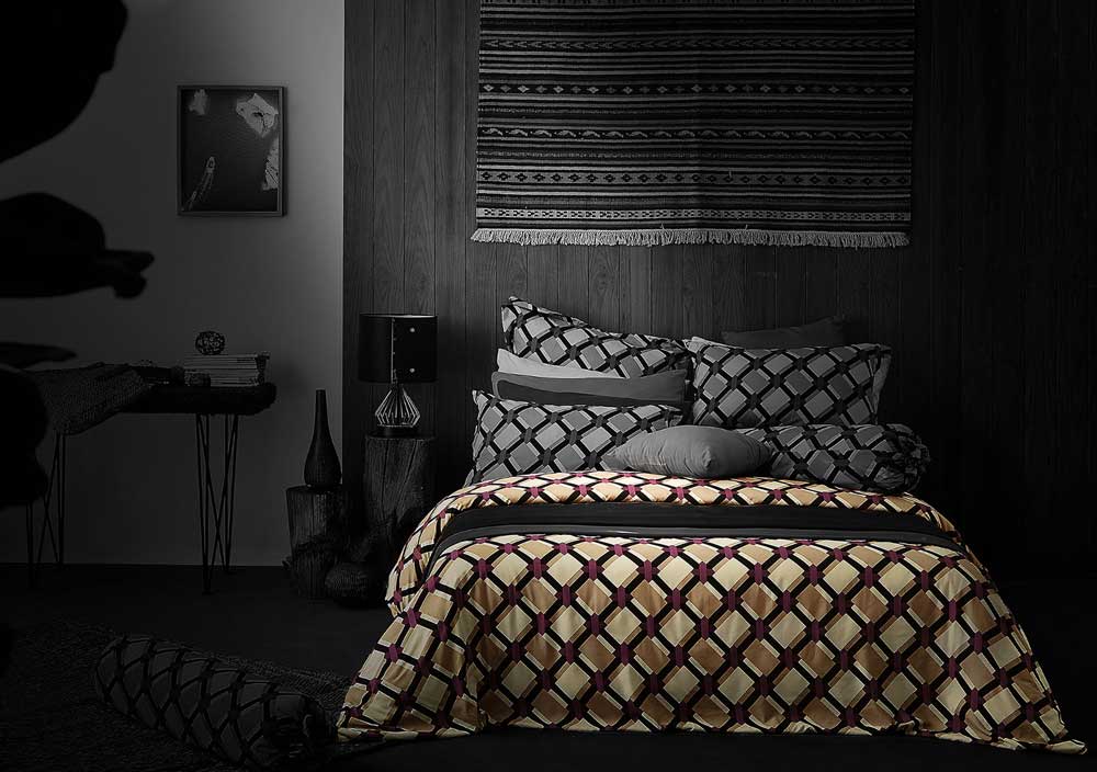 Impression Comforter King Brand:Lotus